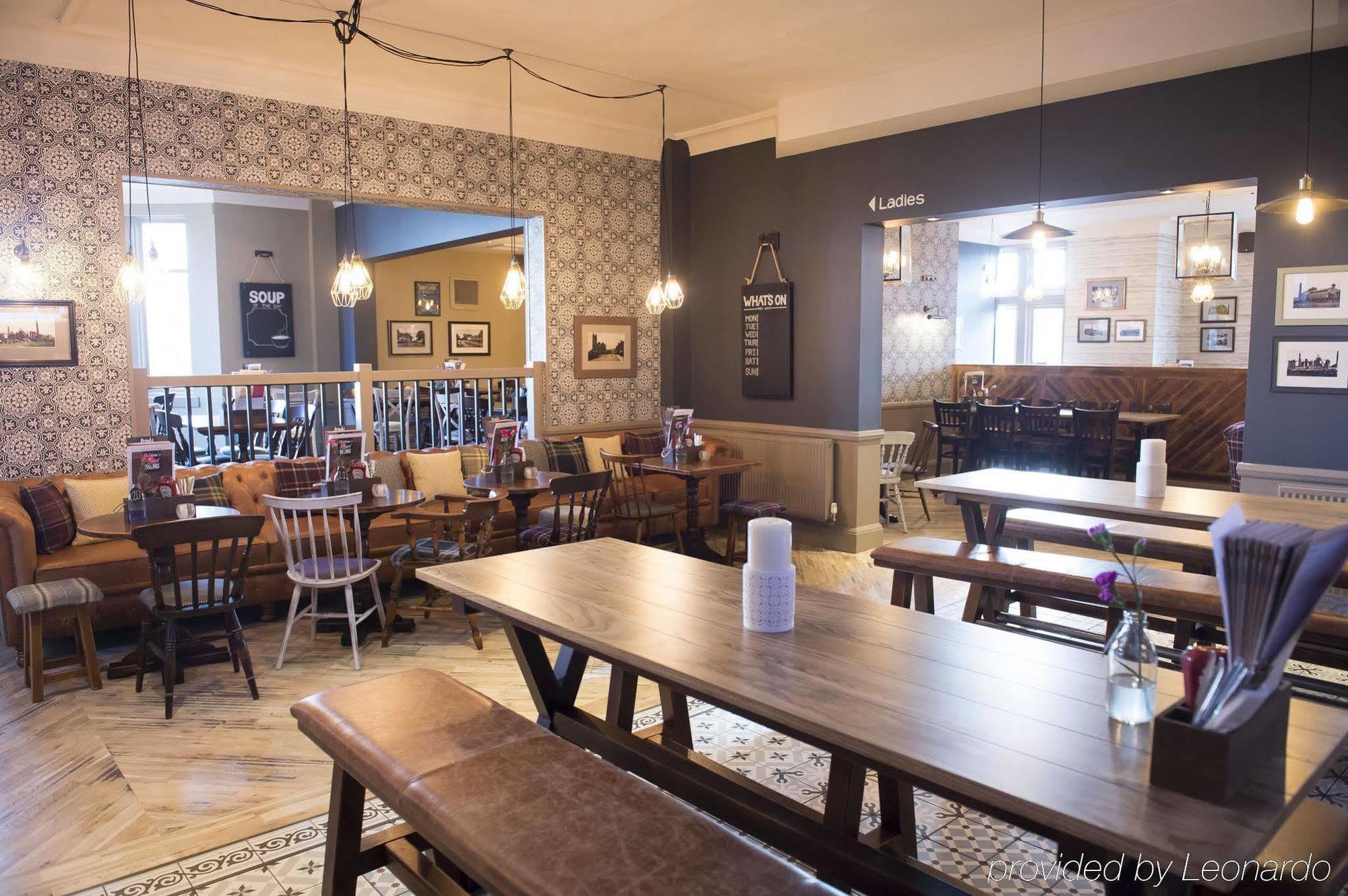סקאנת'ורפ Royal Inn מראה חיצוני תמונה